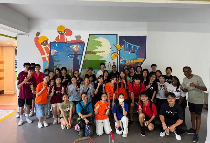 Student volunteers gathered for a food security community programme